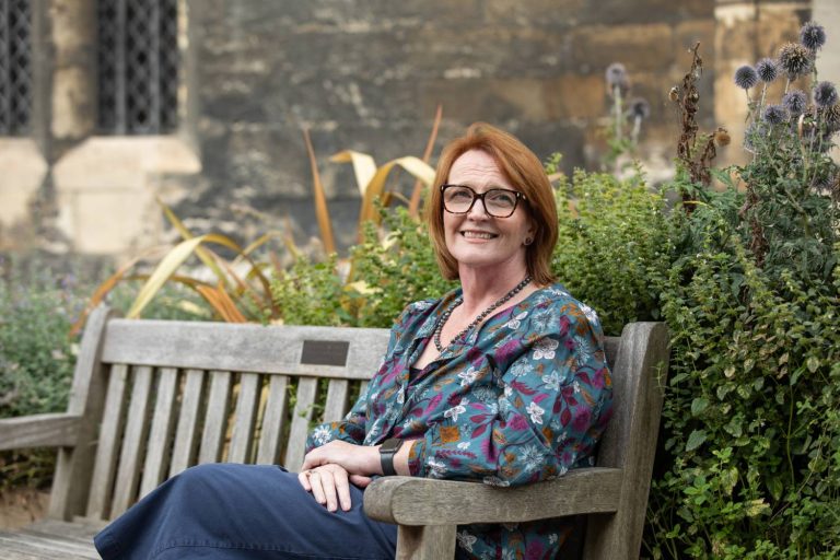 Anne Gledhill Headshot